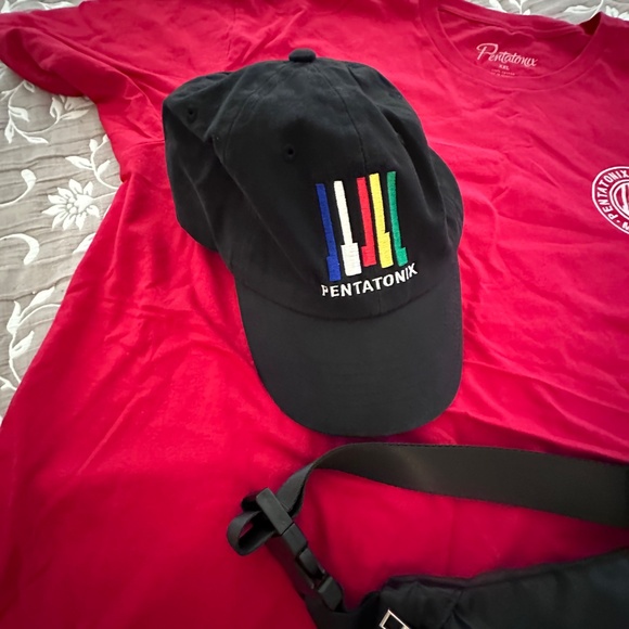PENTATONIX 2019 World Tour - T-Shirt + Belt Bag + Hat - Unworn and Unused. - Picture 3 of 6